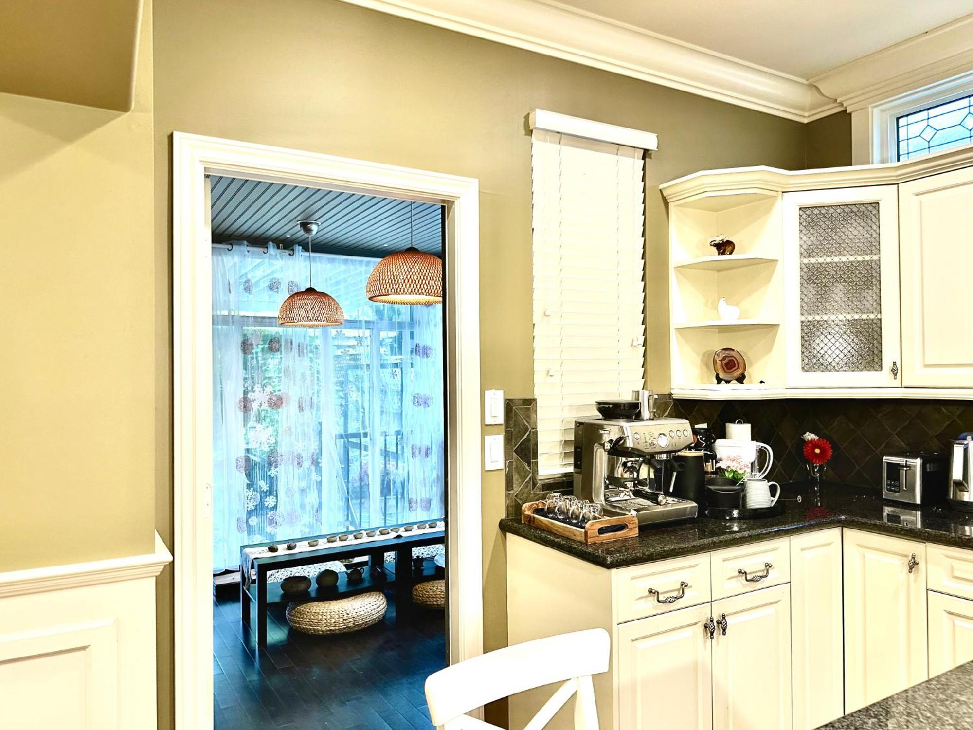 Scorpio House Langley Room B エクステリア 写真