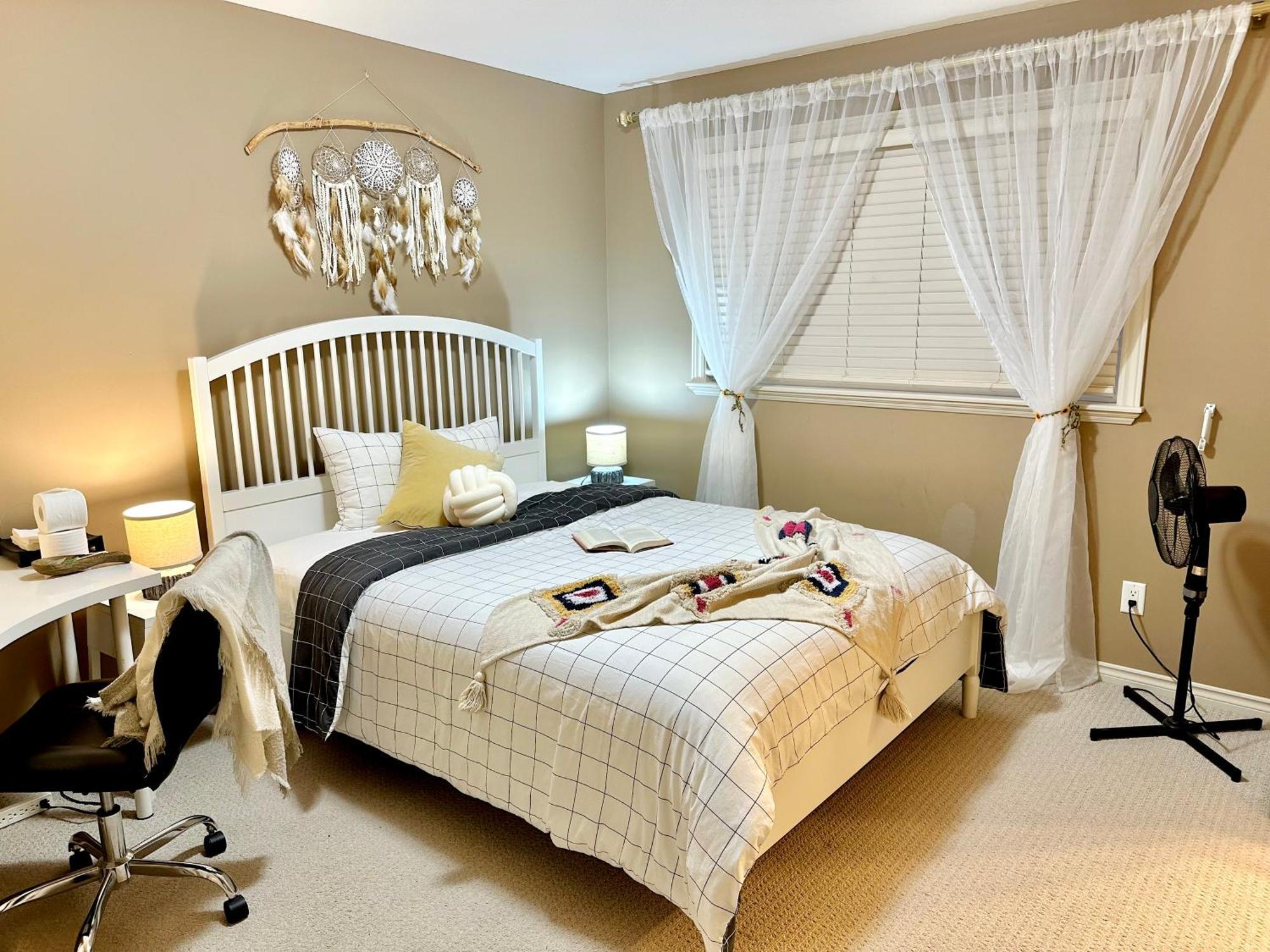 Scorpio House Langley Room B エクステリア 写真